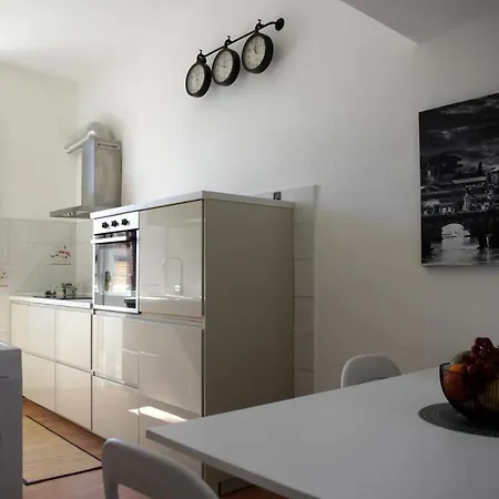 Apartment Near Saint Peter *